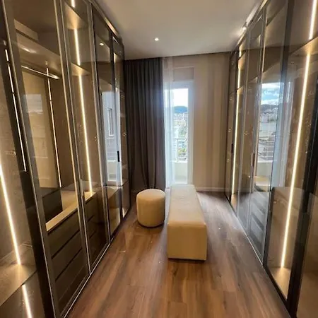 Modern New Near Blloku Apartman