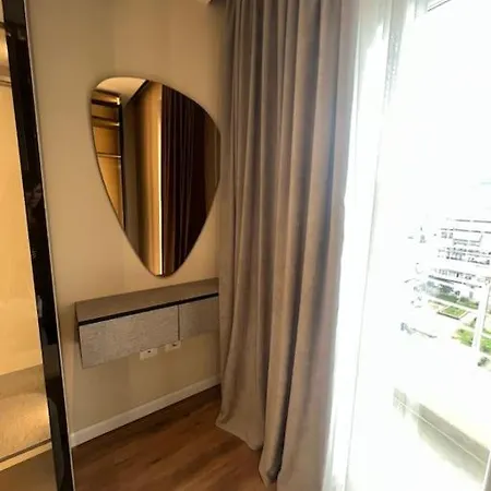 Modern New Near Blloku Apartman *